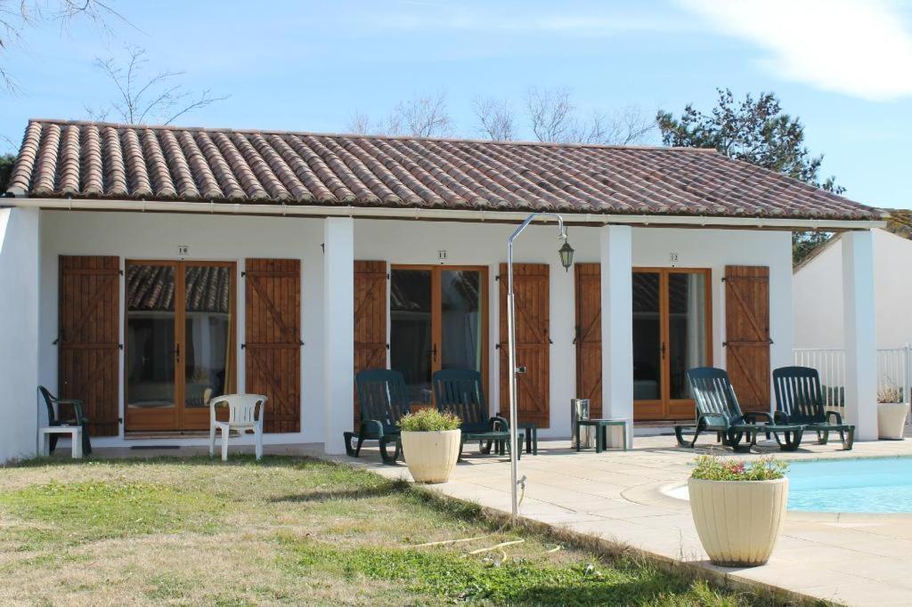 סן-מארי-דה-לה-מאר Auberge De La Fadaise מראה חיצוני תמונה